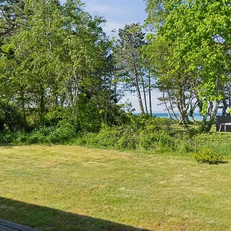 Myriam - 50m From The Sea By Interhome *