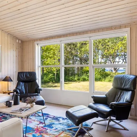 Ferienhaus Myriam - 50m From The Sea By Interhome