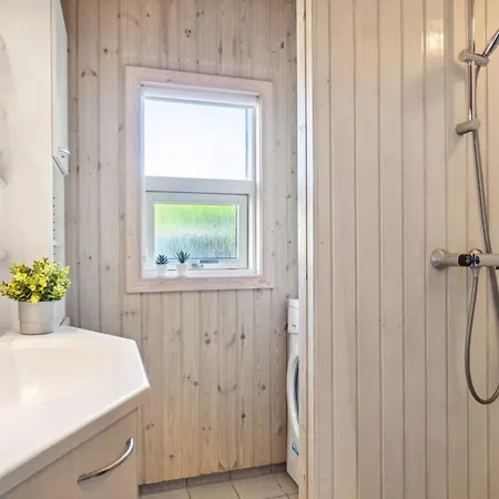 Myriam - 50m From The Sea By Interhome Dom wakacyjny Knebel