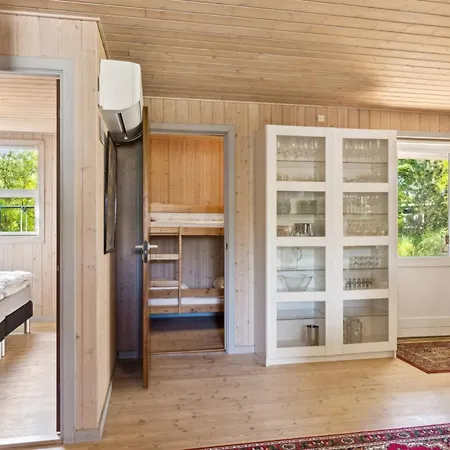 Dom wakacyjny Myriam - 50m From The Sea By Interhome Knebel